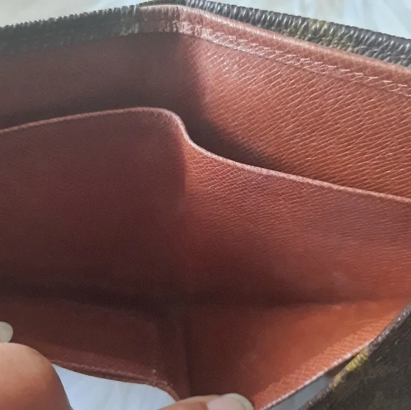 LOUIS VUITTON Monogram Porte Monnaie Billets Cartes Crédit Wallet - Picture 13 of 17